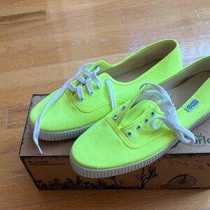 Neon Yellow Canvas Lace-Up Sneakers by Natural World NIB SIZE Big Kid 38M